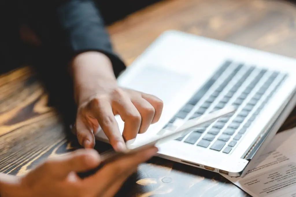 business person who working to strategy research information of client request service system